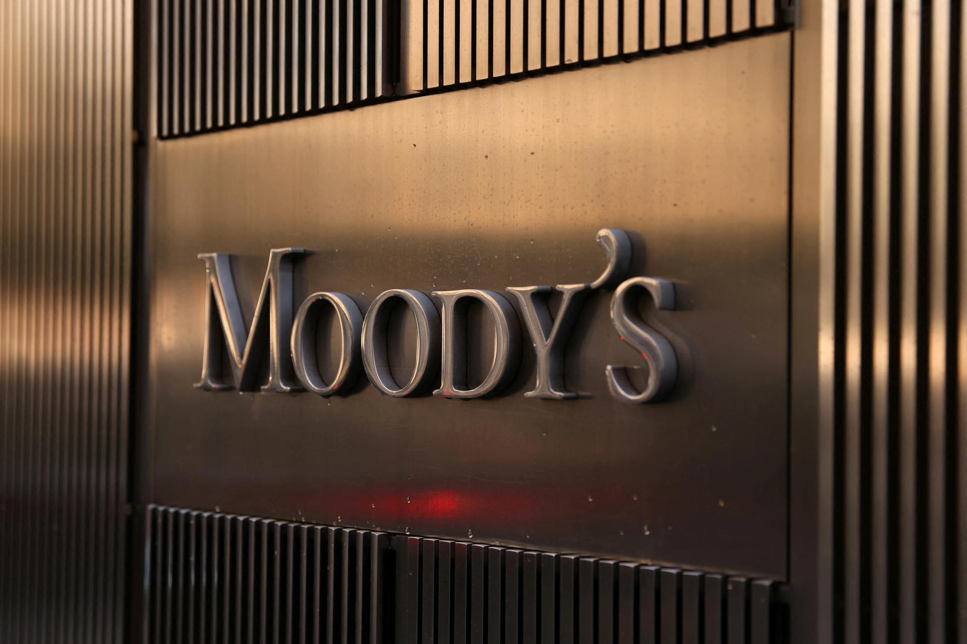 Moody’s Revises Mongolian Mining Corporation’s Outlook to Positive; Affirms ‘B2’ Ratings on Gold Mine Ramp-Up